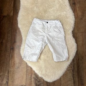 Boys size 7 nautica white shorts . No stains pet free clean home .